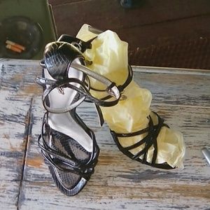 Hardly worn Guess heals.