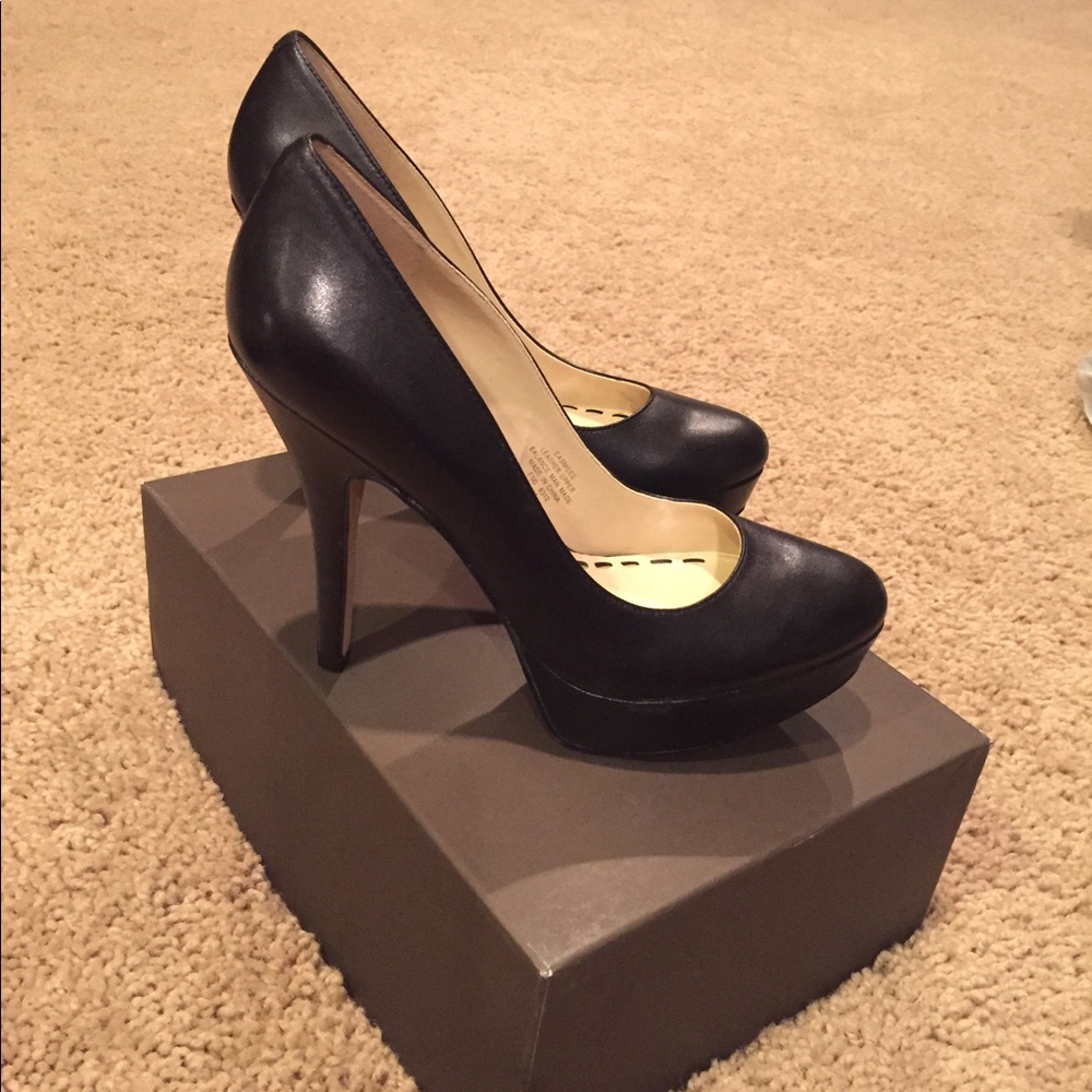 Enzo Angiolini Smiles Pump