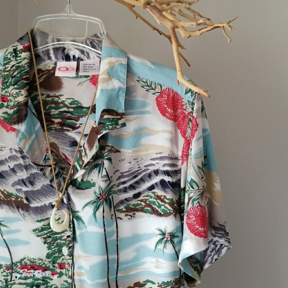OP Surf Scene Button-down