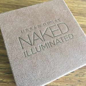 Urban decay naked illuminated highlight powder