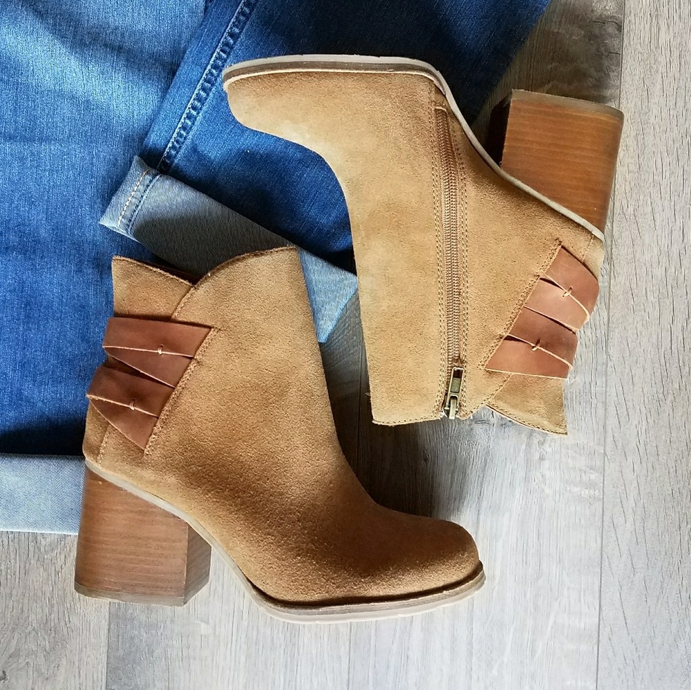 ⬇PRICE DROP⬇ MIA suede booties - Picture 2 of 6
