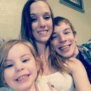 Meet your Posher, Adrienne