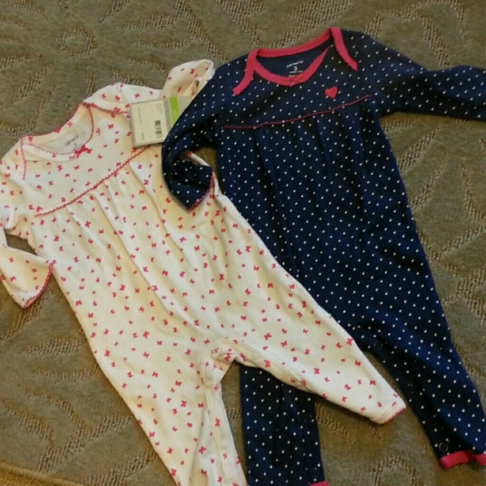 Carter's baby girl onesie (3)