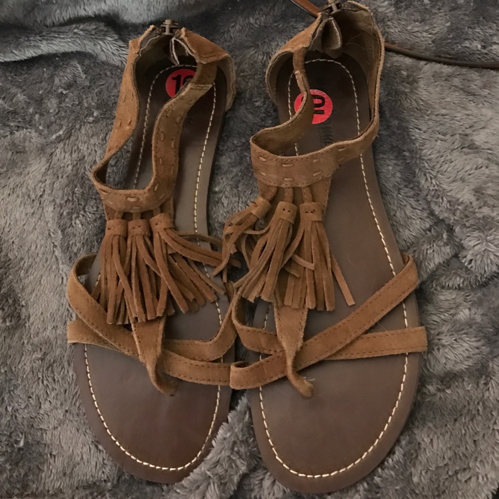 Brown tassel sandals