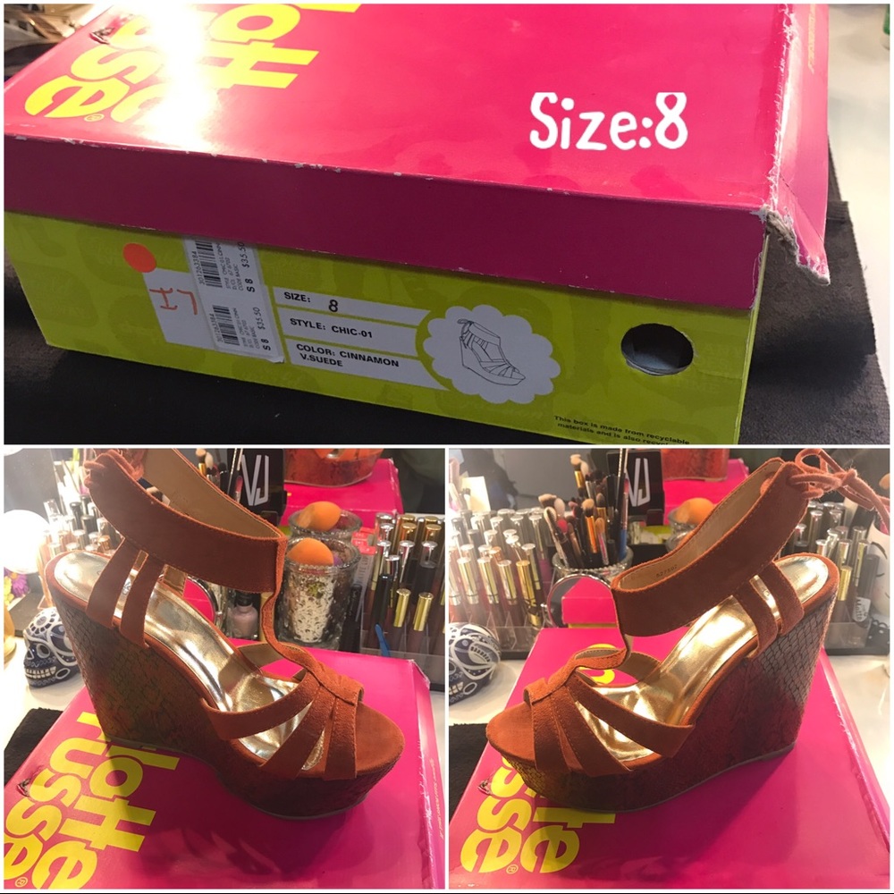 Snake print burnt orange wedges