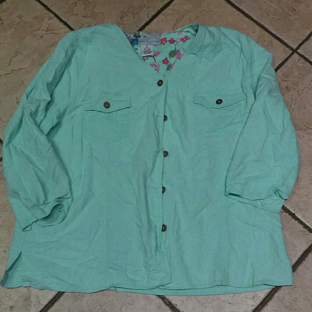 Half moon bay linen button top PL