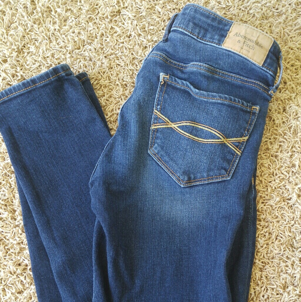Abercrombie & Fitch jeans size 2L W26 L33