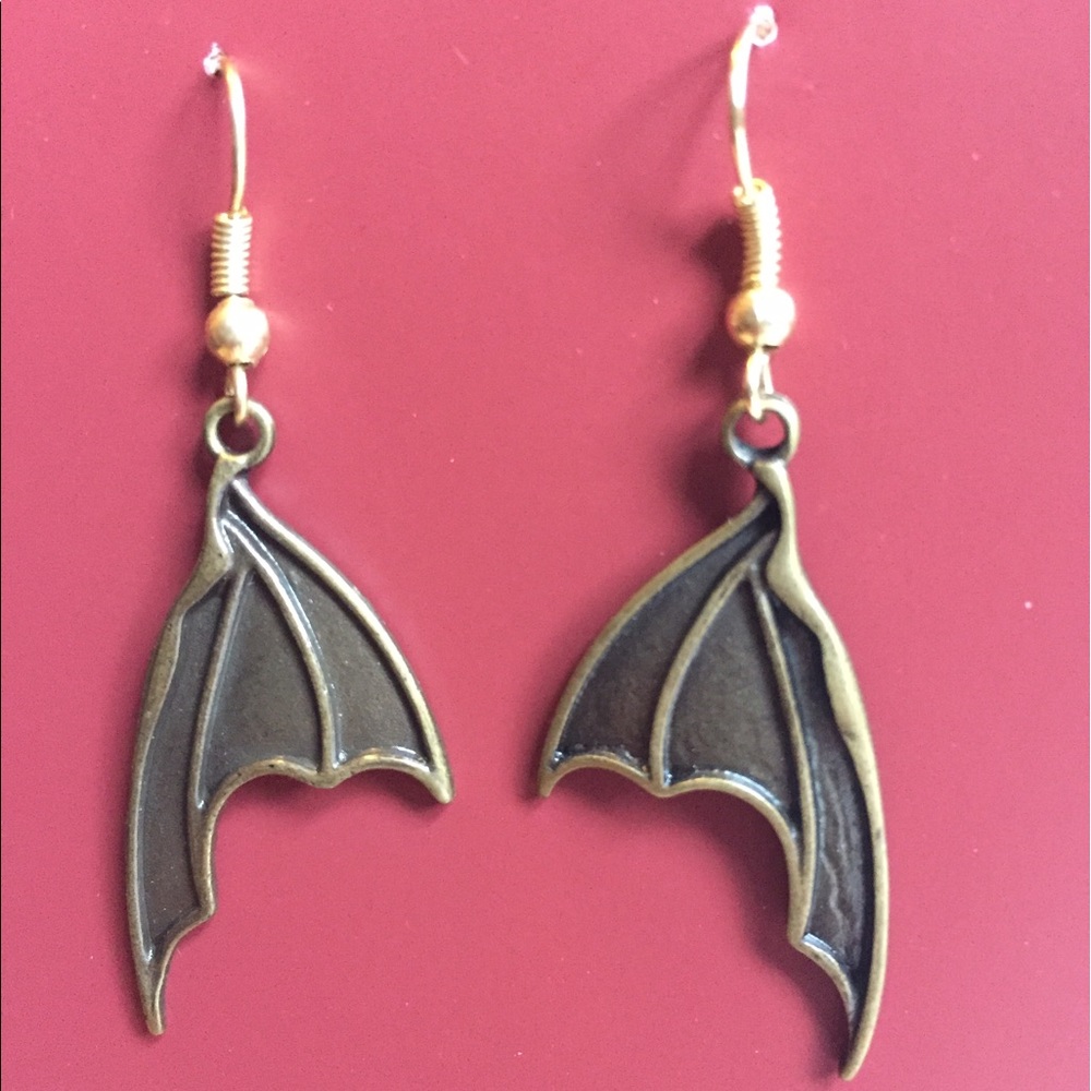Gold bat wing earrings - Picture 1 of 3