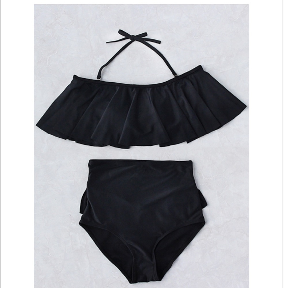 Off shoulder ruffle bikini set