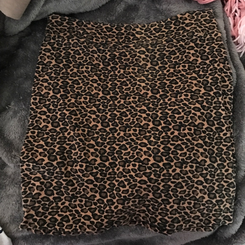 Cheetah bodycon skirt