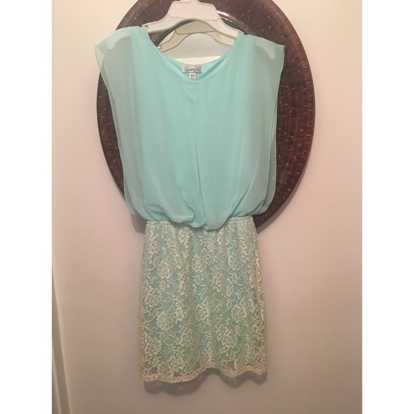 Light teal dress - Picture 1 of 2