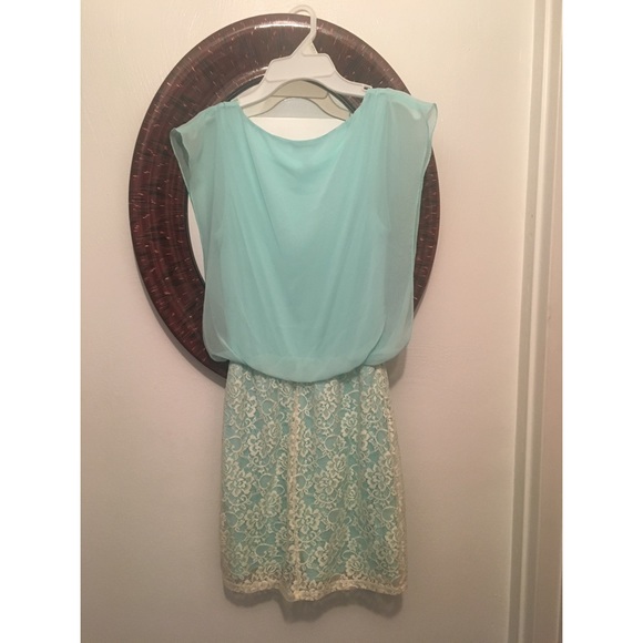 Light teal dress - Picture 2 of 2