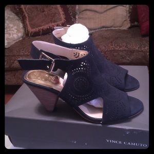 Vince Camuto Ellizi cutout Sandal