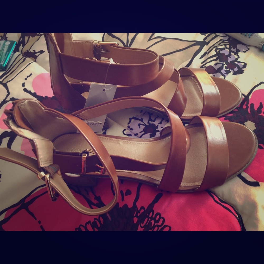 Sandals brown platform