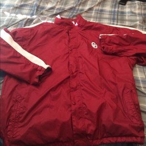 Red Oklahoma Sooners windbreaker