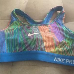 Nike PRO Dri-fit Sports bra size small