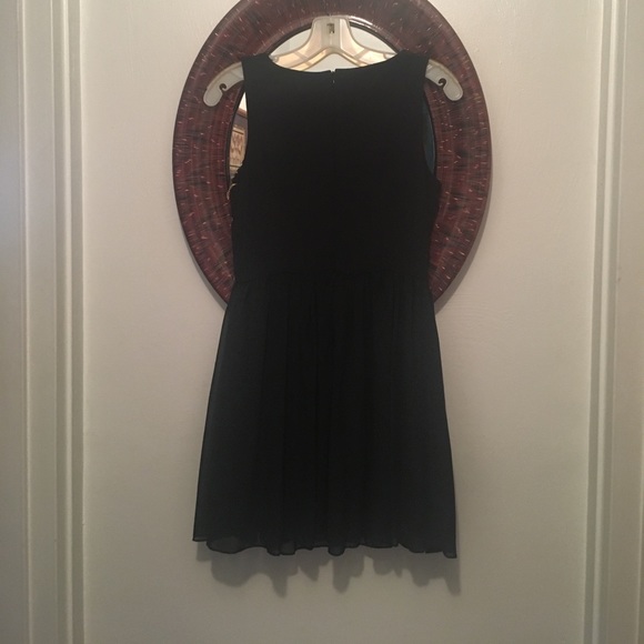 black and gold sequin dress - Picture 2 of 2