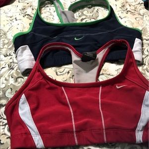 2 nike sports bras