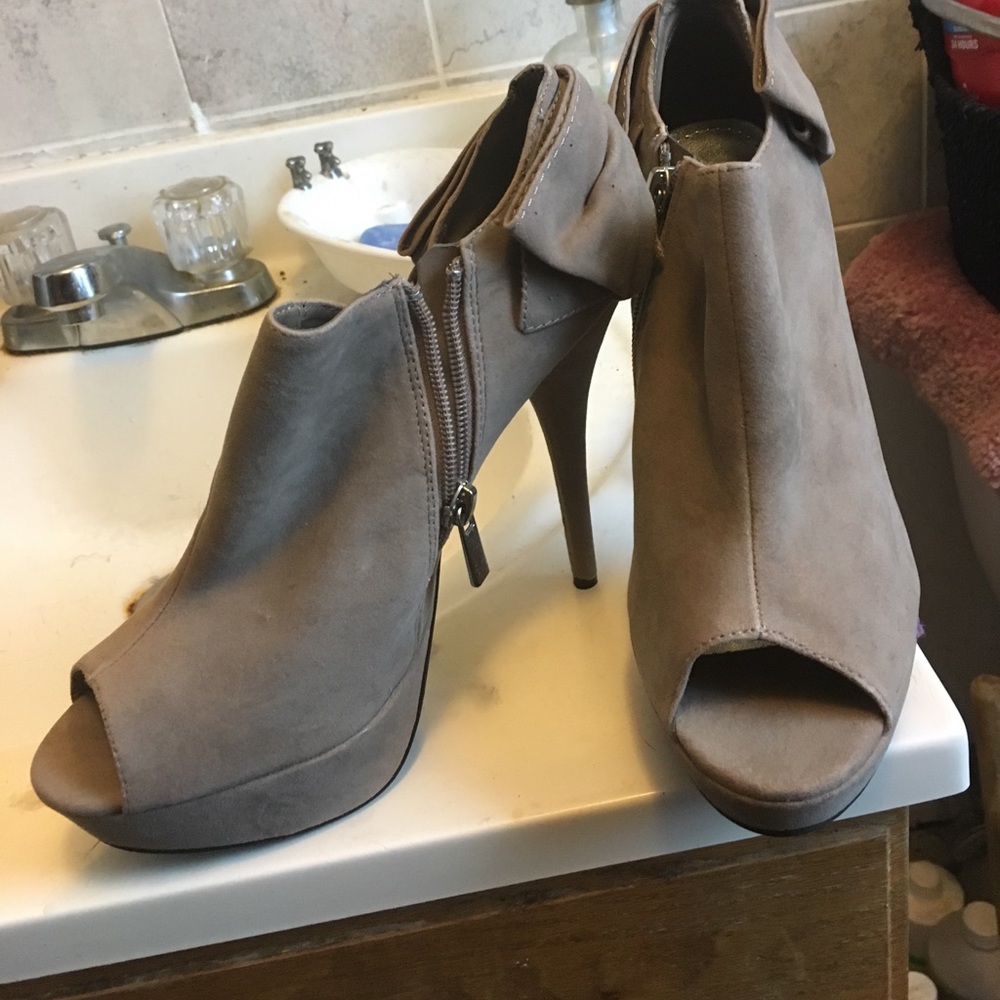 Bamboo shoes