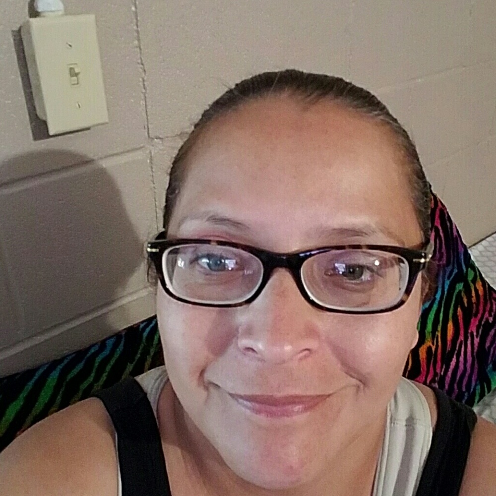 Meet your Posher, Yolanda