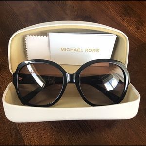 Michael KORS black sunglasses
