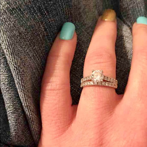 Weddinng set silver CZ rings - Picture 1 of 3