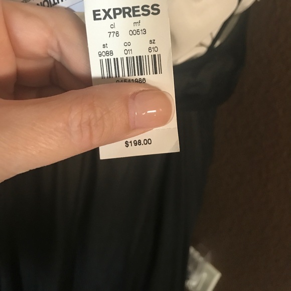 New! Gorgeous feminine silky dress!!! - Picture 4 of 4