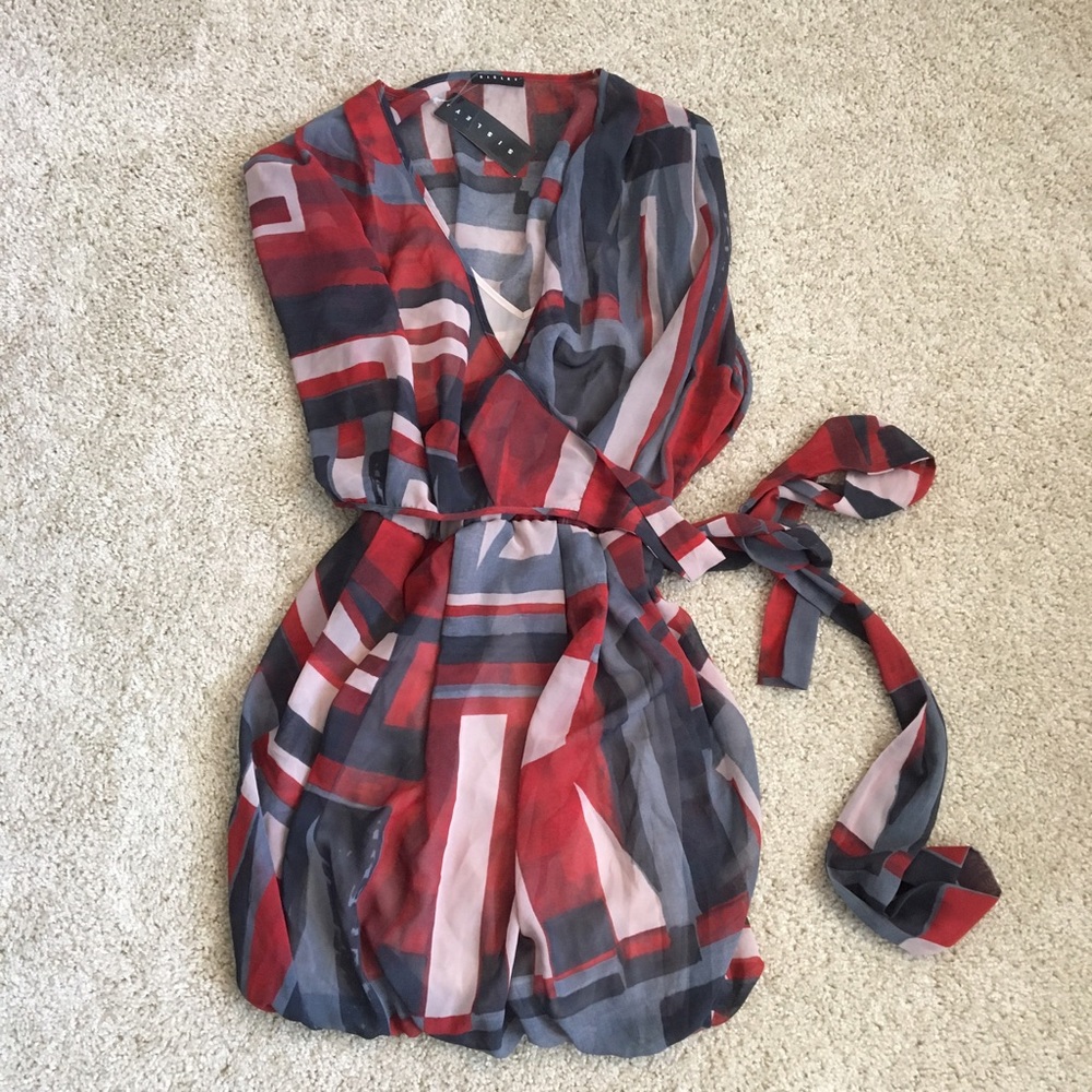 Sisley flowy wrap dress