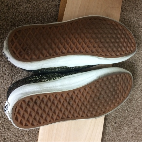 Women's Van's Slip Ons (Gold Dots) Size 6 - Picture 5 of 8