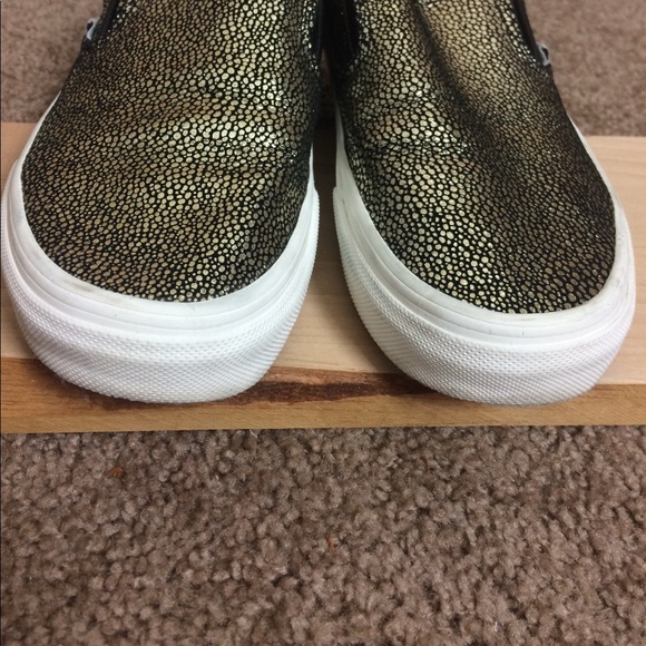 Women's Van's Slip Ons (Gold Dots) Size 6 - Picture 7 of 8