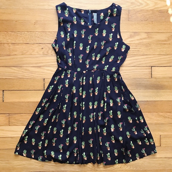 ONE LEFT!! 🌵 Cactus Makes Perfect Dress - Picture 2 of 5