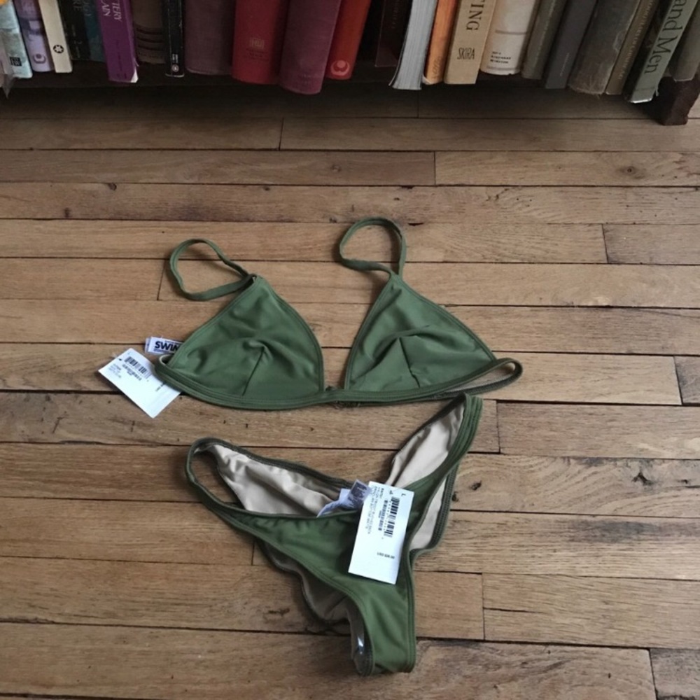 AA Olive Green 2 Piece