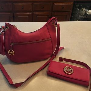 Michael Kors Cross body with Wallet