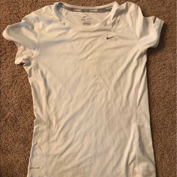 Nike Dri fit shirt - Picture 1 of 2