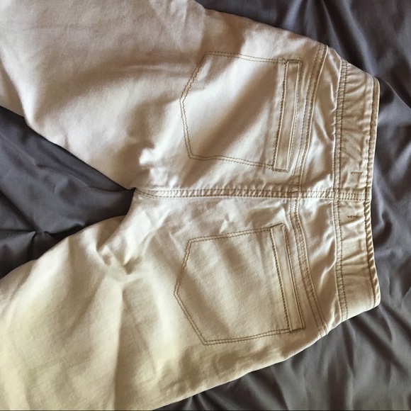 capris - Picture 3 of 3