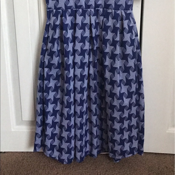 Amelia - Picture 3 of 3