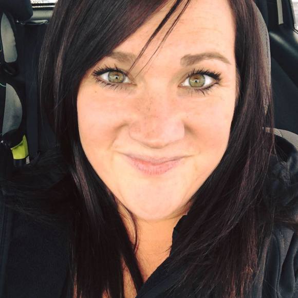 Meet your Posher, Sara - Picture 1 of 1