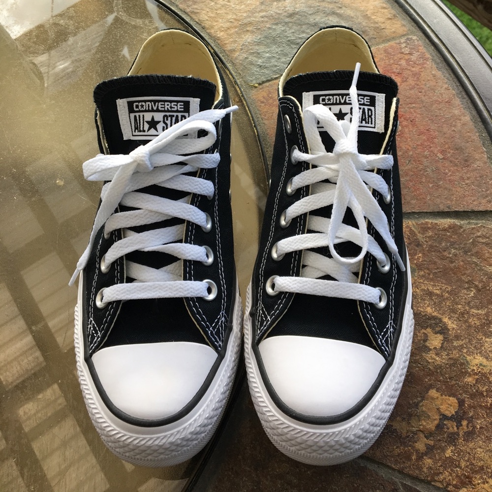 ❌SOLD❌ Black Converse