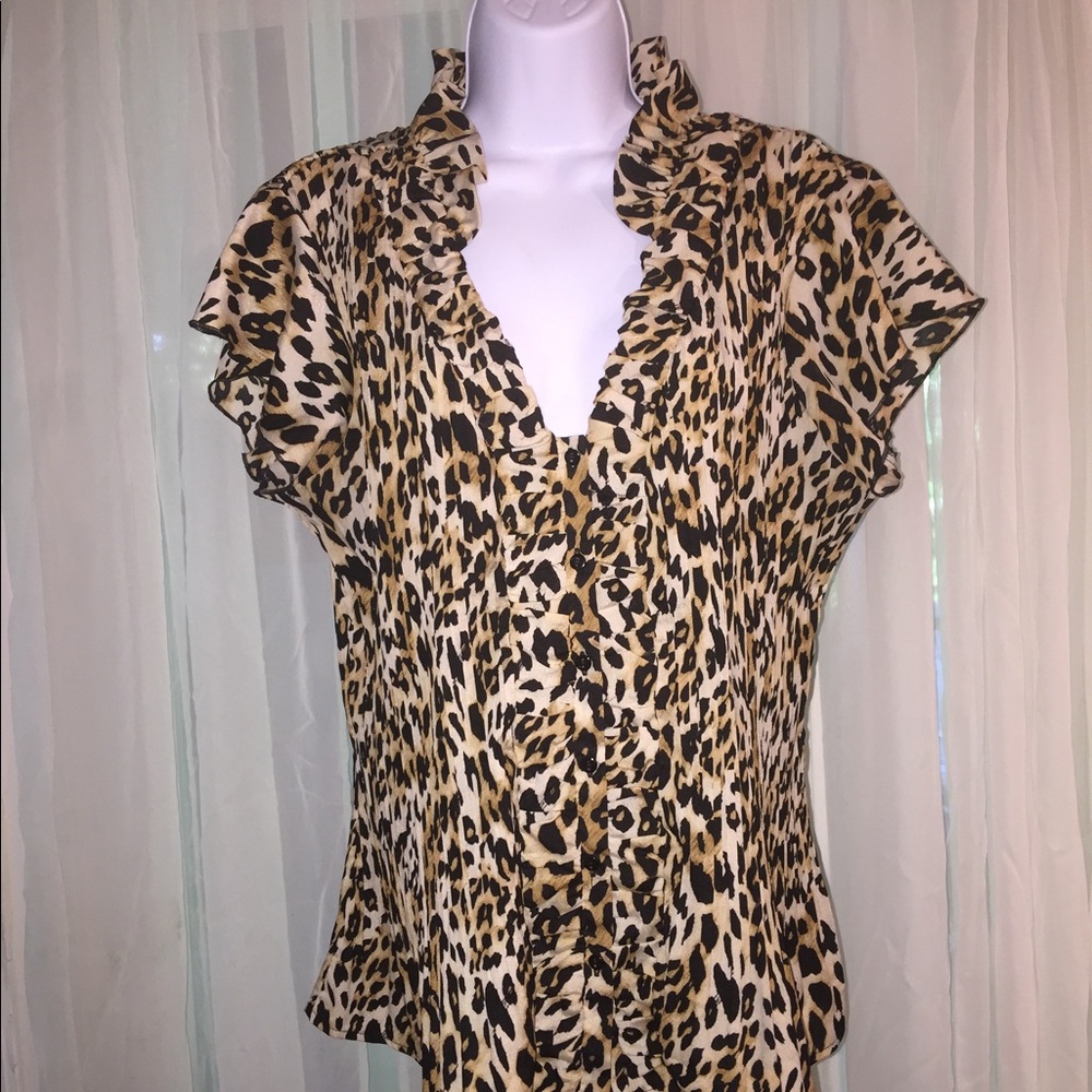 #2110. PLEATED ANIMAL PRINT TOP