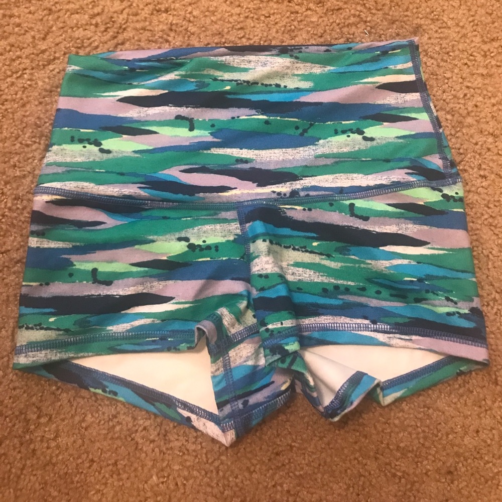 Lululemon Athletica yoga shorts
