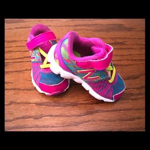 Toddler New Balance Shoes Sz5