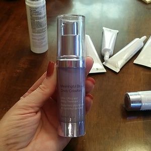 Meaningful Beauty ultra uplifting and filling