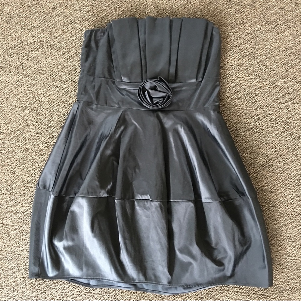 Cute Little Black Dress, size 11, flower detail