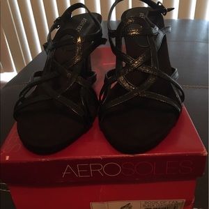 Aersoles like new!