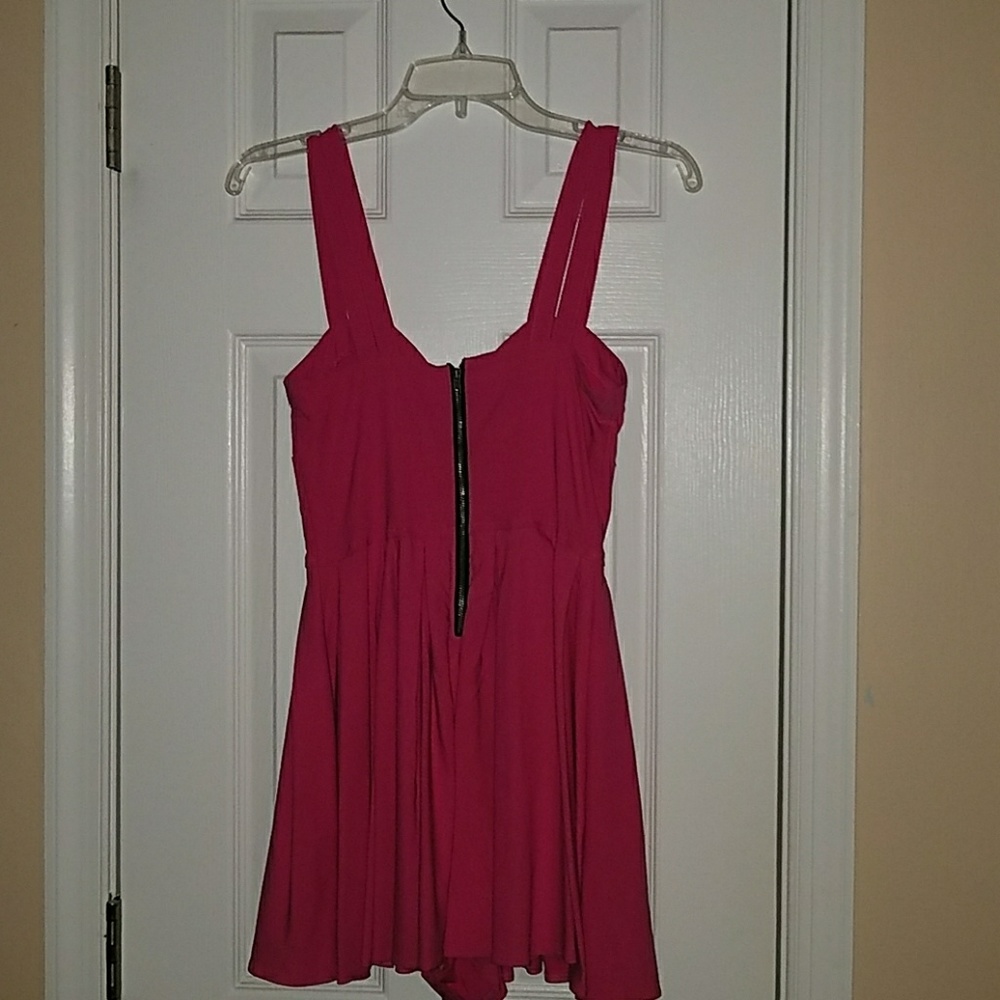 Dress - Picture 2 of 3