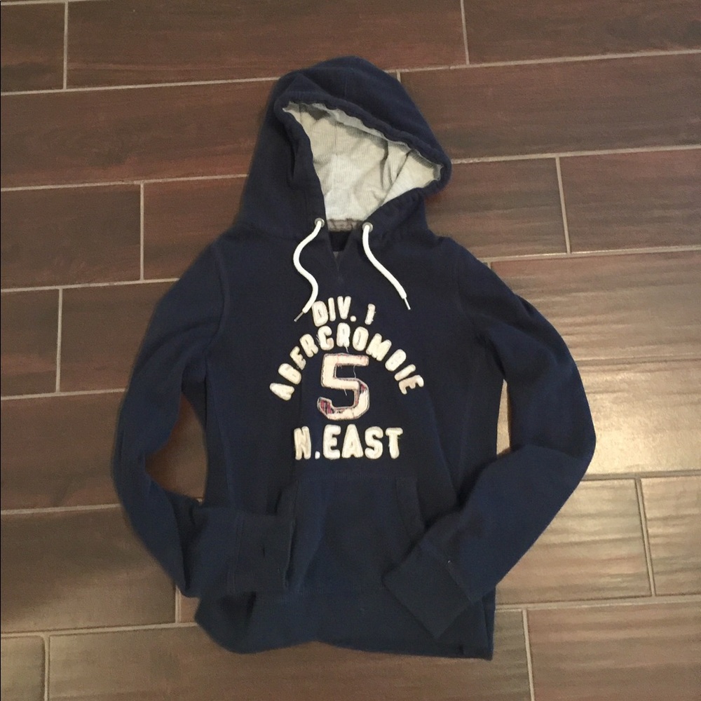 Abercrombie & Fitch 🦋 hoodie size M
