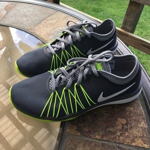 Nike Dual Fusion Running Shoes