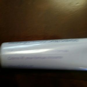 Brand new meaningful beauty lifting eye creme