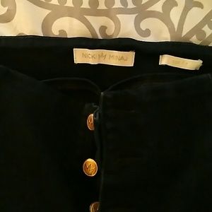 Nicki Minaj high waist jeans