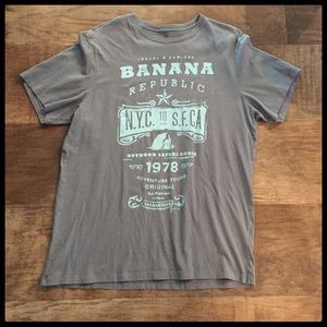 Banana Republic Men's Graphic Tee